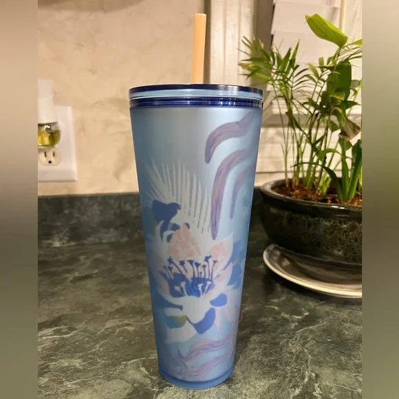 *NWT* Starbucks Unreleased Blue Floral Soft Touch Tumbler